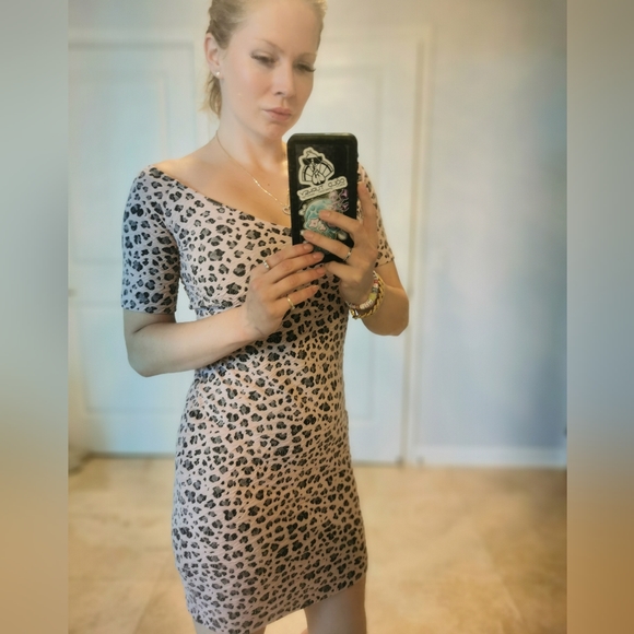 Guess leopard print mini dress - Picture 4 of 9